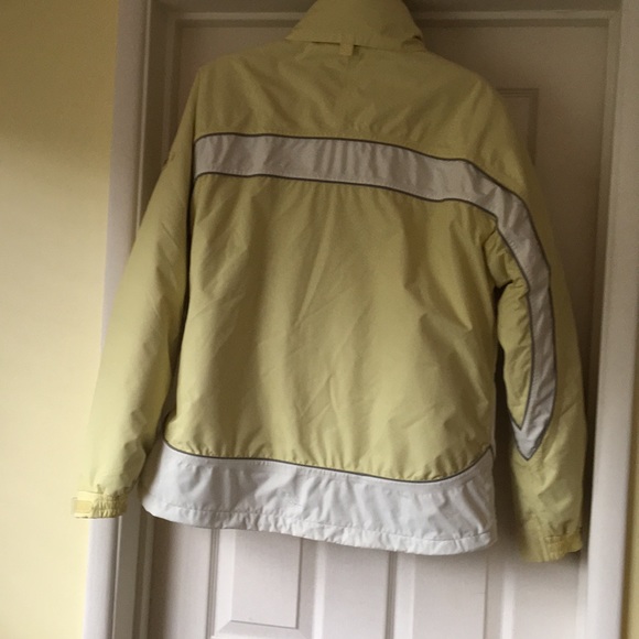 WARM Warm warm! Trespass ski jacket - Picture 2 of 12